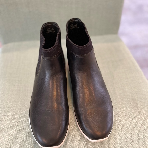 Cole Hahn pull on booties *like new* - Picture 3 of 11